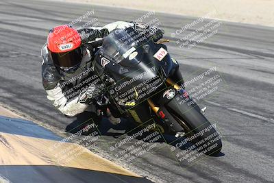 media/Dec-04-2025-Racers Edge (Thu) [[5ebc9f124d]]/2-A Group/1-Session 2 (Turn 7 Inside)/